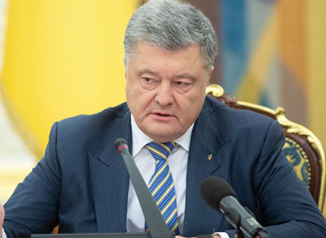 Опубликован второй указ Порошенко о военном положении на Украине
