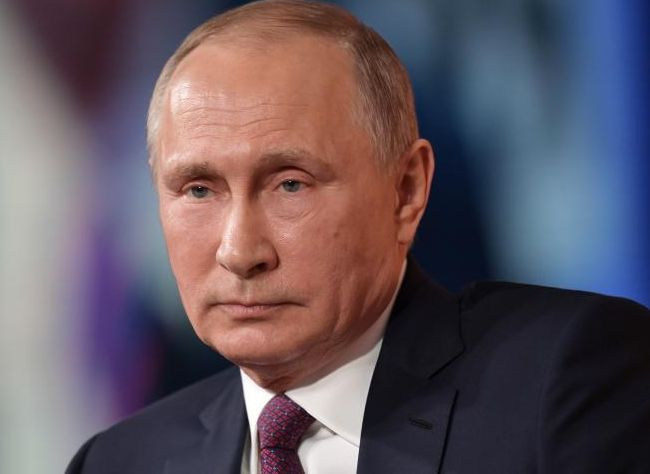 Ежемесячный заработок Путина в 2018 году составил 720 тыс. рублей