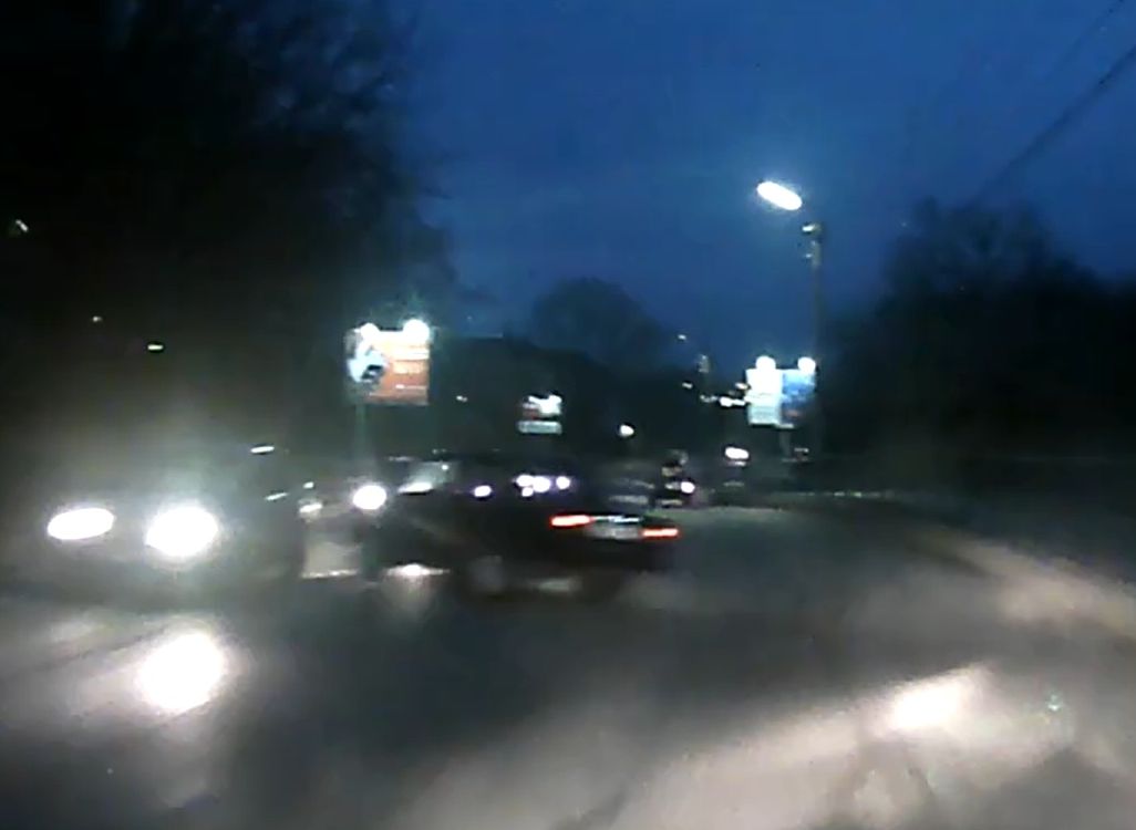 Пьяный водитель «Жигулей», устроивший ДТП на улице Каширина, попал на видео