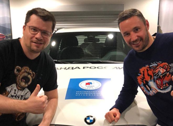 Хоккеист Ковальчук продал BMW X5 и оплатил операцию мальчика с саркомой