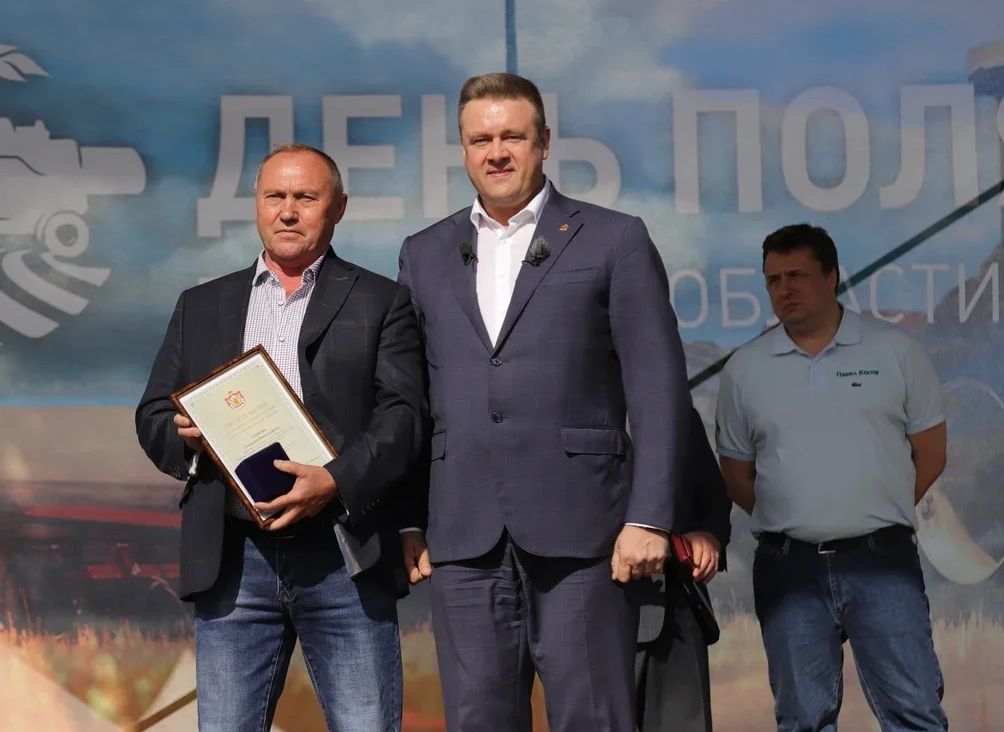Губернатор Николай Любимов дал старт уборочным работам 2020 года