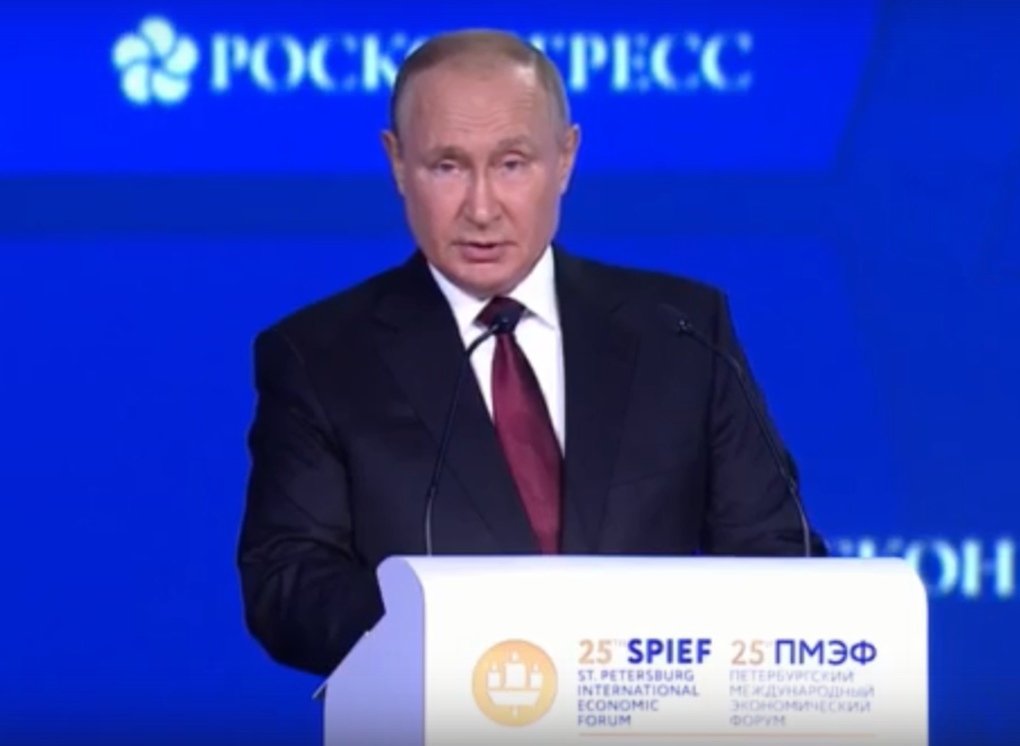 Путин заявил о революционных изменениях в экономике