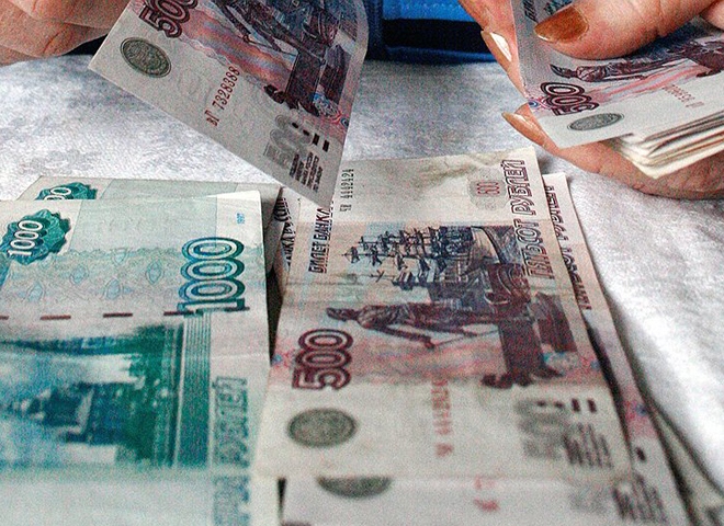 В России с января повысят минимальную зарплату