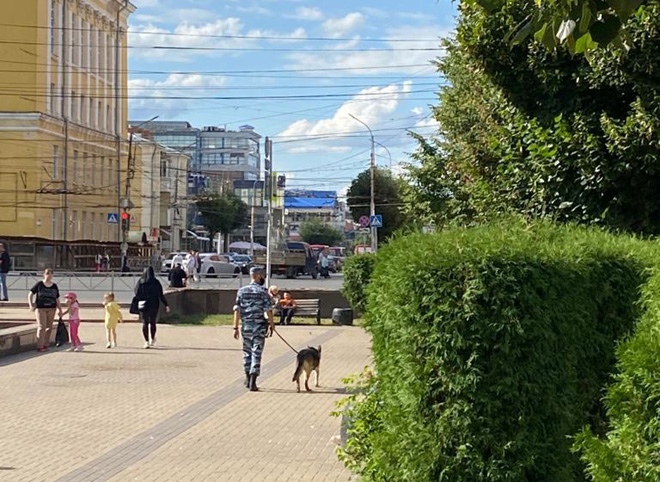 В Рязани полицейские проводят масштабные рейды по общественным местам