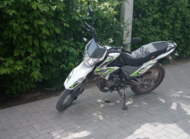 В центре Рязани задержали подростка на мотоцикле