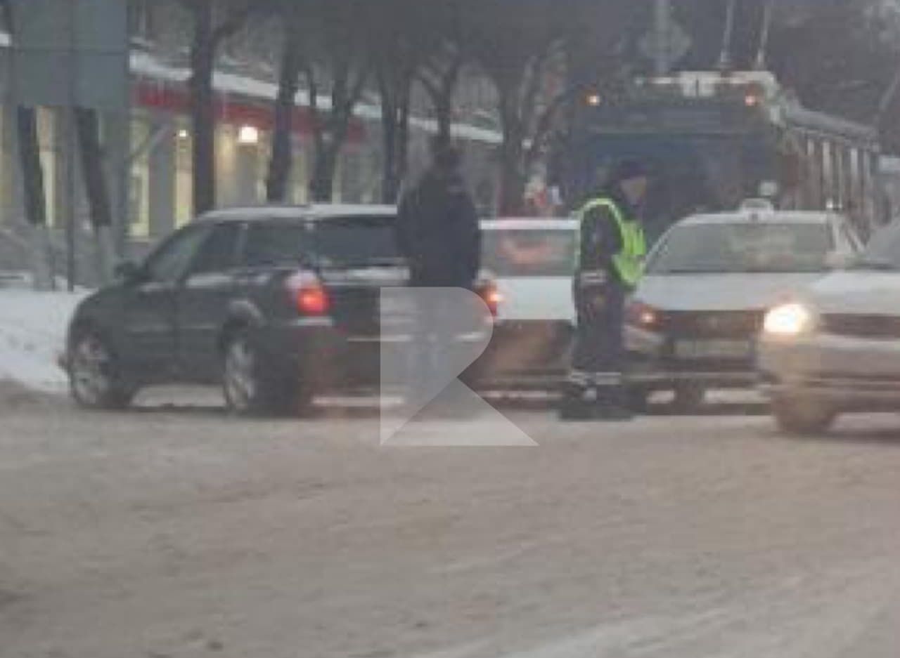 На улице Дзержинского случилась массовая авария