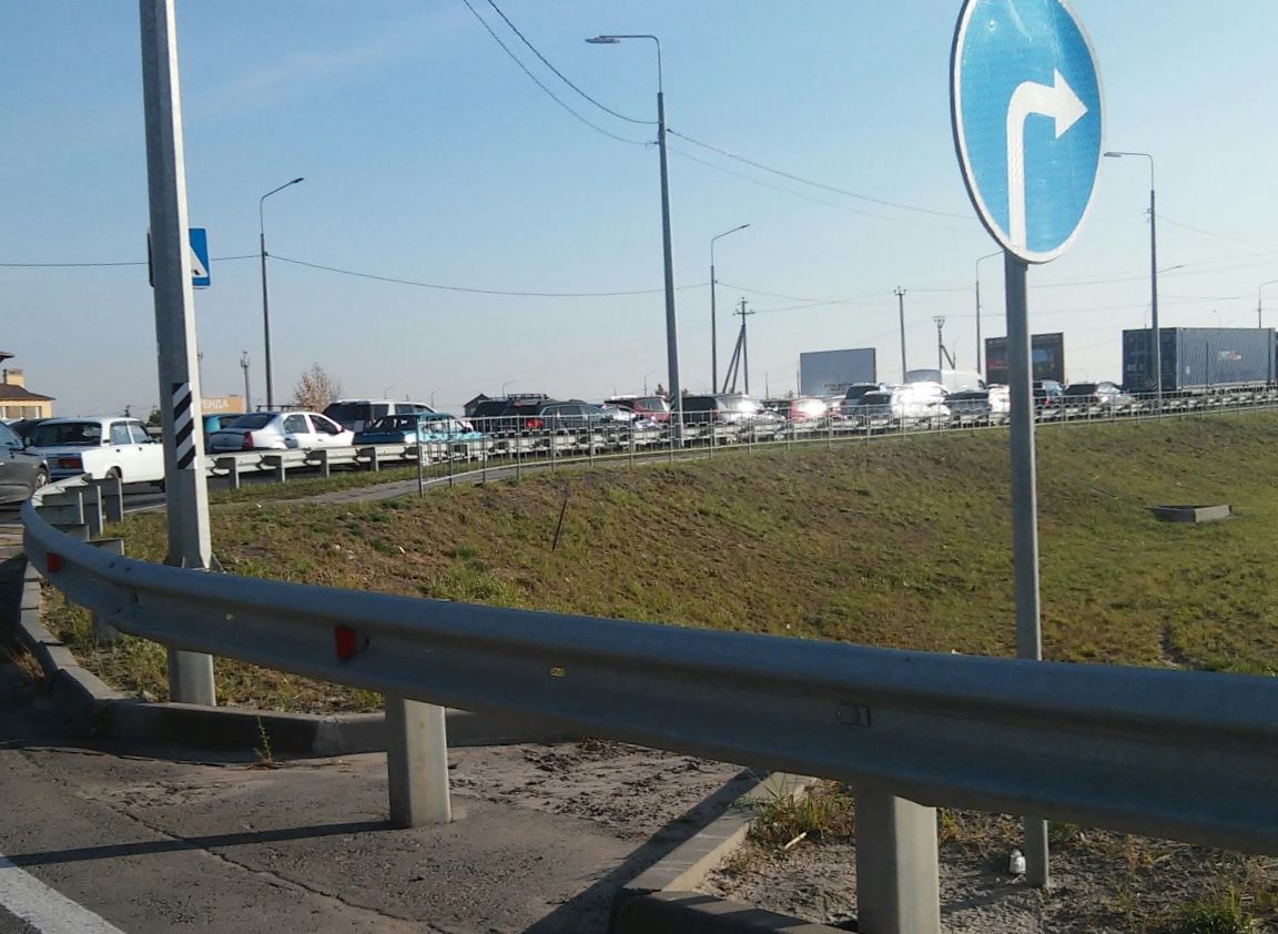 На Солотчинском шоссе образовалась пятикилометровая пробка