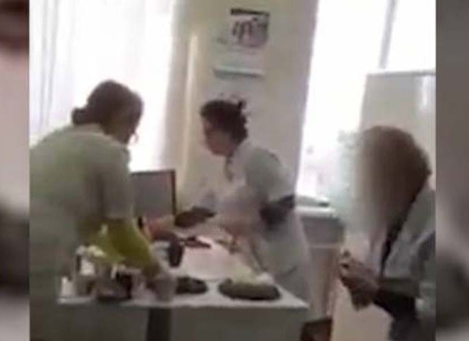 В Чебоксарах медики повторили застолье рязанских коллег в рабочее время (видео)