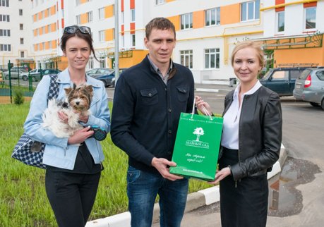 «Зеленый сад» передал жильцам первую квартиру с отделкой
