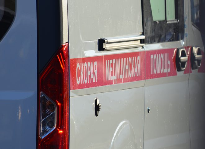 Житель Новокузнецка убил своего товарища хлопком по плечу