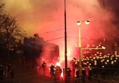 Около 300 человек арестованы в ходе столкновений в Варшаве