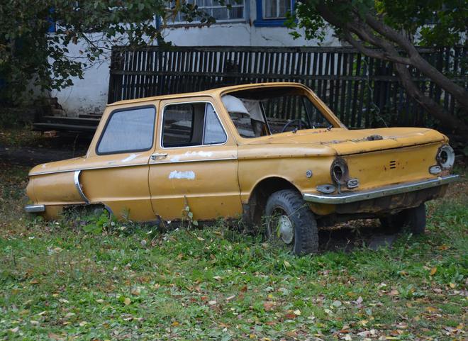 В Минпромторге задумались о запрете на эксплуатацию старых автомобилей