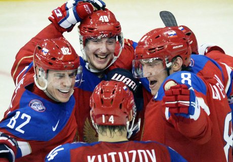Сборная России по хоккею вышла в плей-офф ЧМ