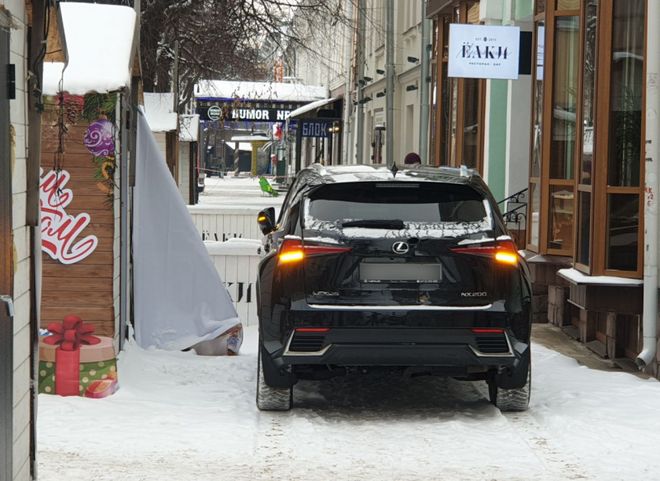 В Рязани накажут водителей, парковавшихся на улице Почтовой