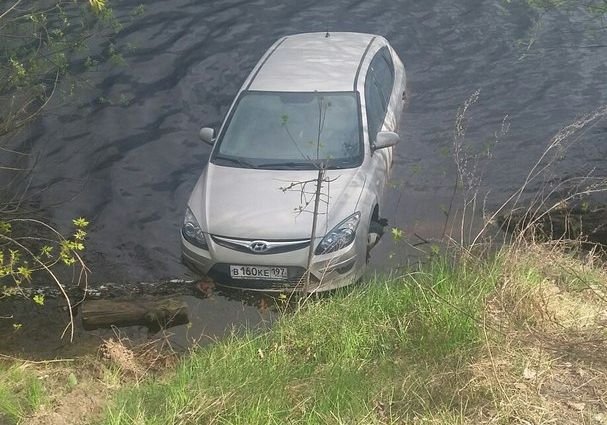 Пьяный водитель утопил свой автомобиль в Сынтульском озере