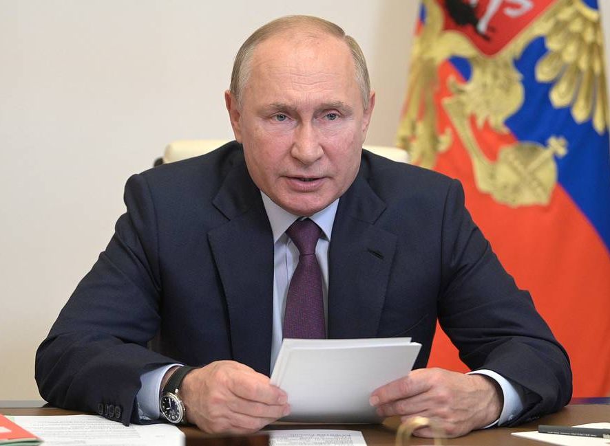 Путин пообещал индексировать пенсии в ближайшие годы