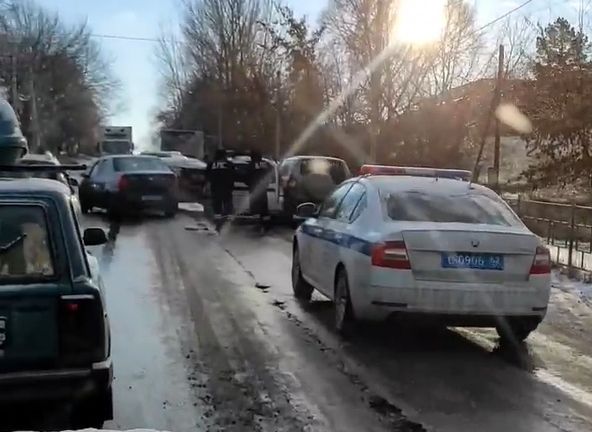 В селе Дядьково под Рязанью столкнулись четыре автомобиля