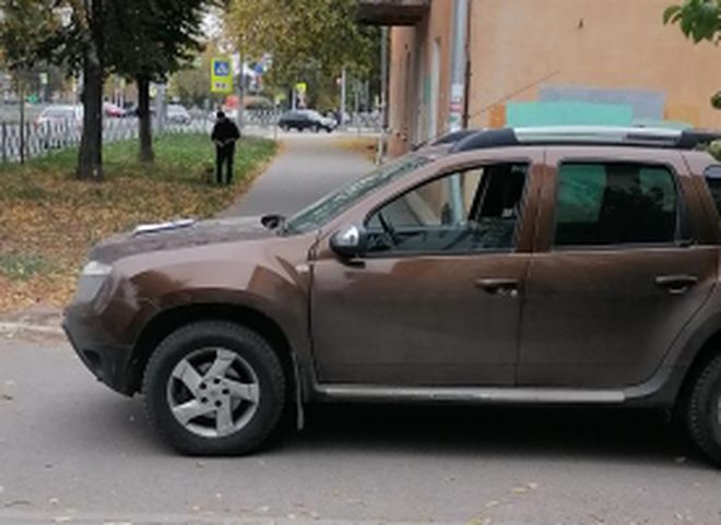 На Весенней Renault сбил подростка на гироскутере
