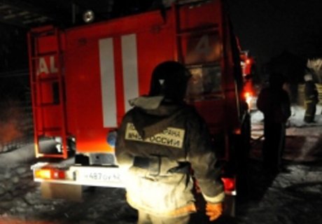 На трассе М6 в Ряжском районе ночью тушили грузовой МАЗ