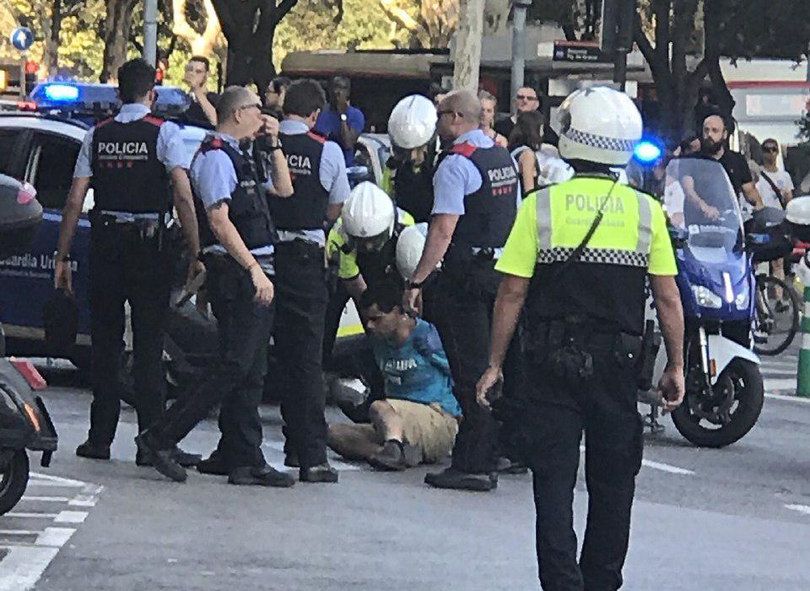 В Барселоне застрелен один из предполагаемых террористов