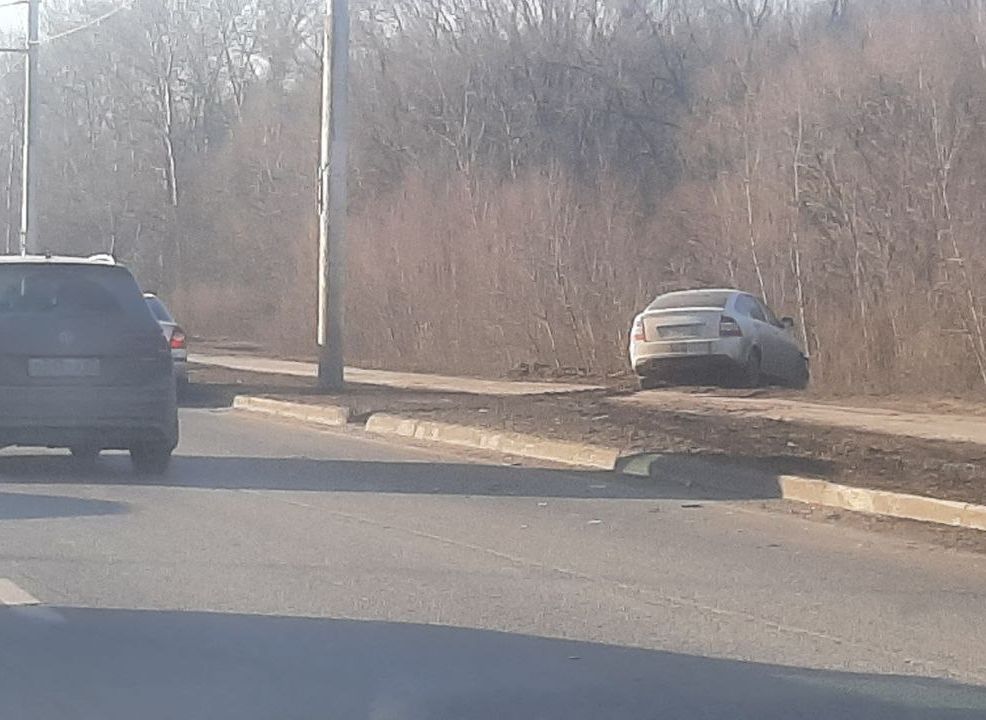 В ДТП у «Премьера» пострадали двое