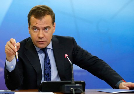 Медведев обсудит с рязанскими властями долги региона