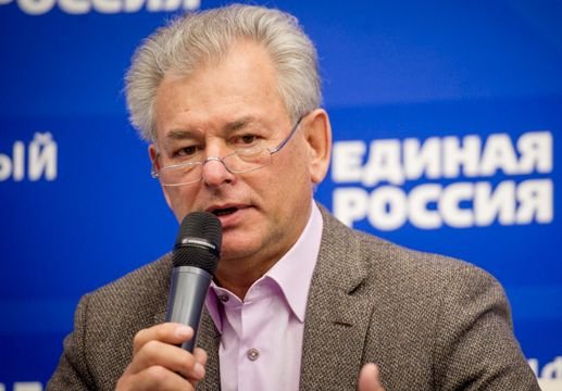 Совфед прекратил полномочия рязанского сенатора Булаева