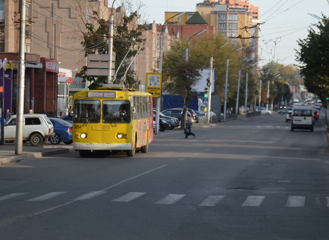Из-за перекрытия улицы Грибоедова изменятся маршруты общественного транспорта