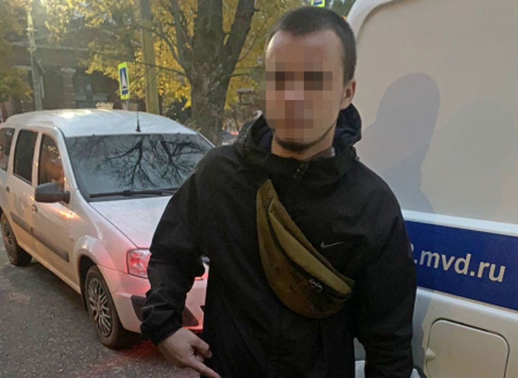 В Рязани полицейские поймали молодого человека с наркотиками