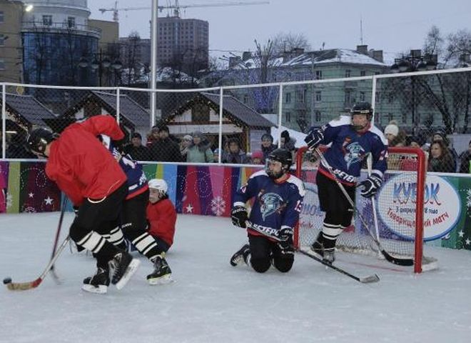 В Рязани продолжается прием заявок на участие в турнире по хоккею с шайбой
