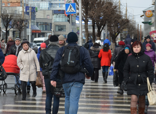 В России увеличили штраф для водителей, не пропускающих пешеходов и велосипедистов