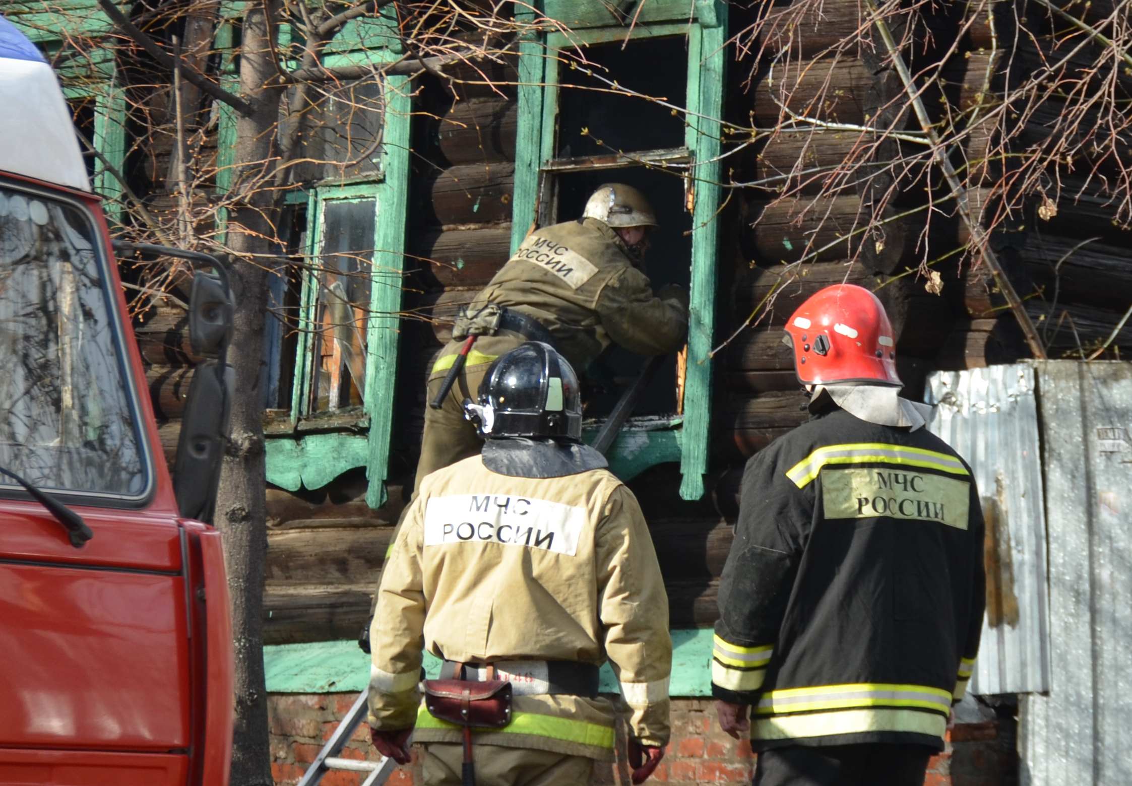 В пожаре на улице Чапаева пострадал 7-летний ребенок