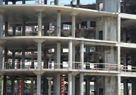 Директора рязанской строительной компании осудят за махинации с недвижимостью