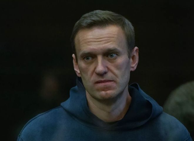 Суд принял иск Навального к Пескову из-за слов о работе с ЦРУ