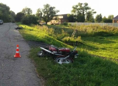 В Шацком районе столкнулись мотоцикл и мопед