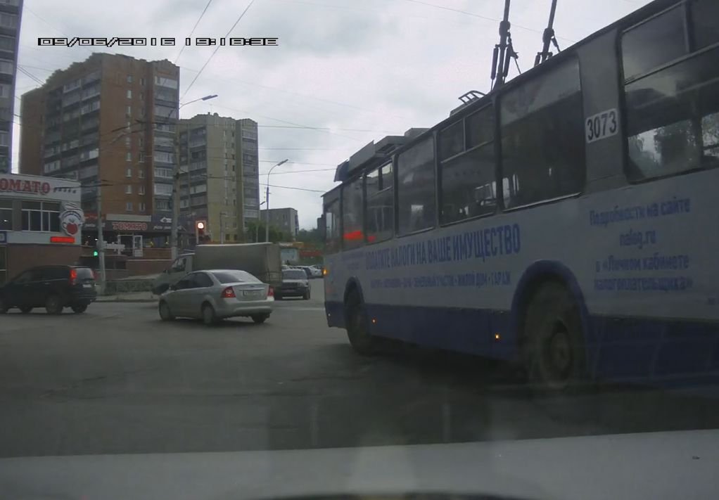 Рязанец заснял нарушение ПДД водителем троллейбуса