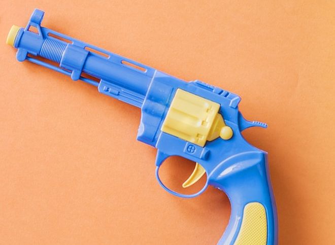 В Рязани ребенку выстрелили в глаз из игрушечного пистолета