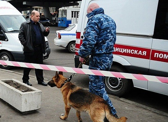 Около восьми тысяч человек эвакуировали в Москве из-за 40  звонков о бомбах