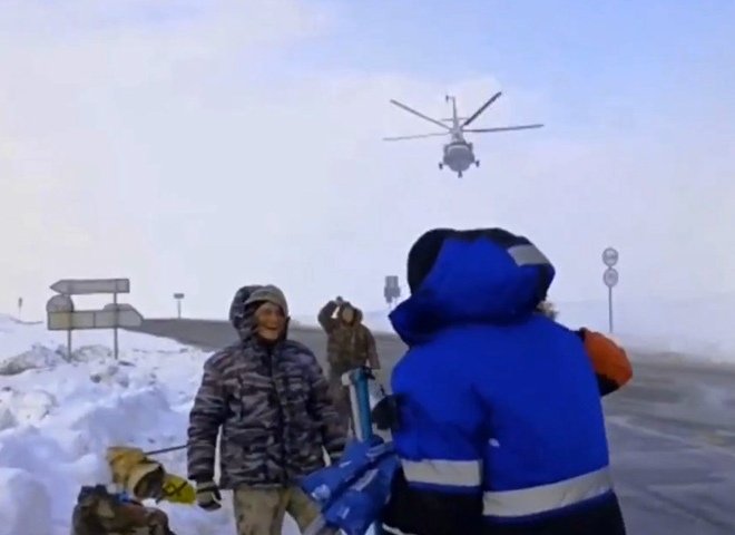 Сахалинские рыбаки сняли на видео свое спасение с льдины