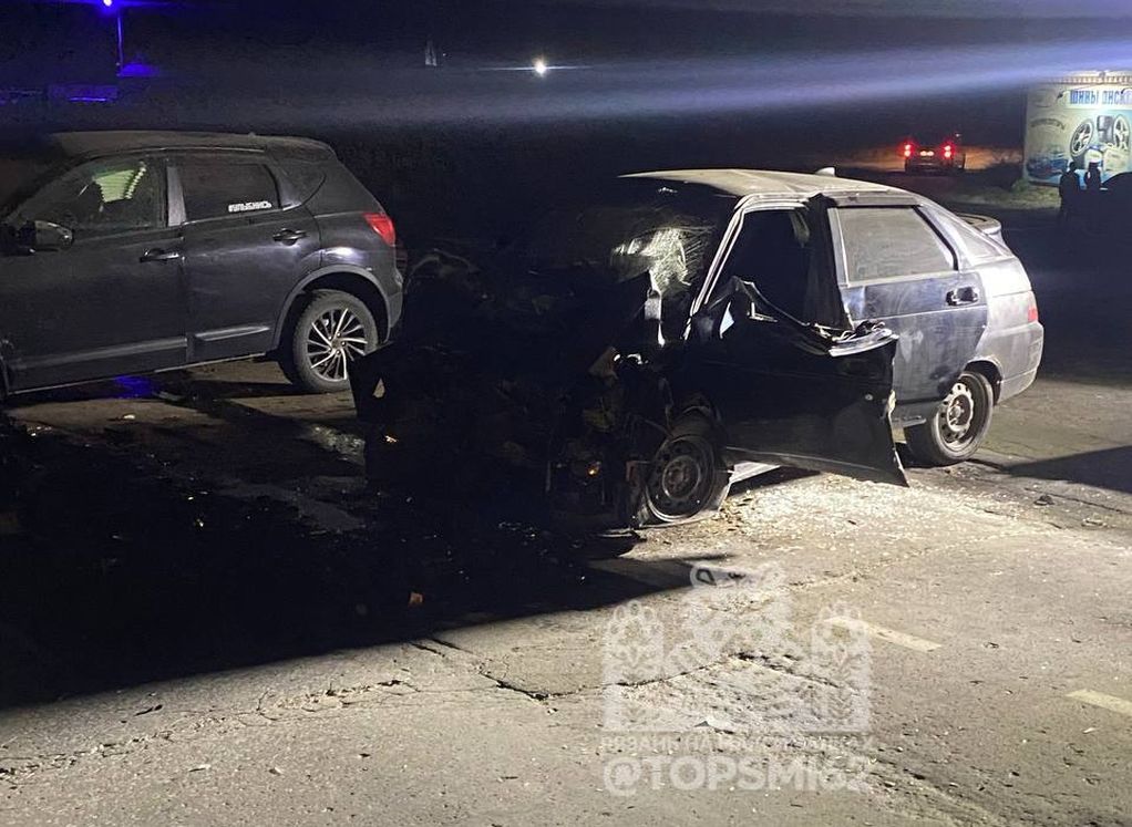 В Кадоме столкнулись два автомобиля, есть пострадавшие