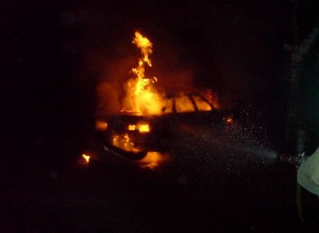 В Рязани на улице Гоголя загорелся автомобиль