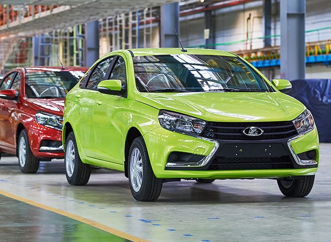 «АвтоВАЗ» снизил цены на автомобили Lada на 20 тыс. рублей