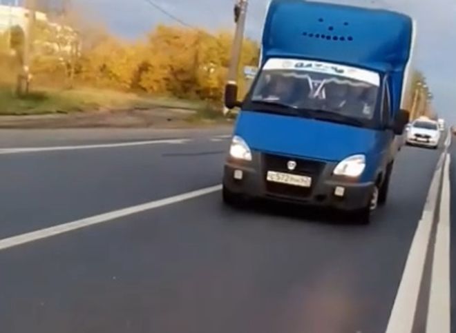 Рязанцы вынуждены переходить Московское шоссе с включенной камерой на телефоне