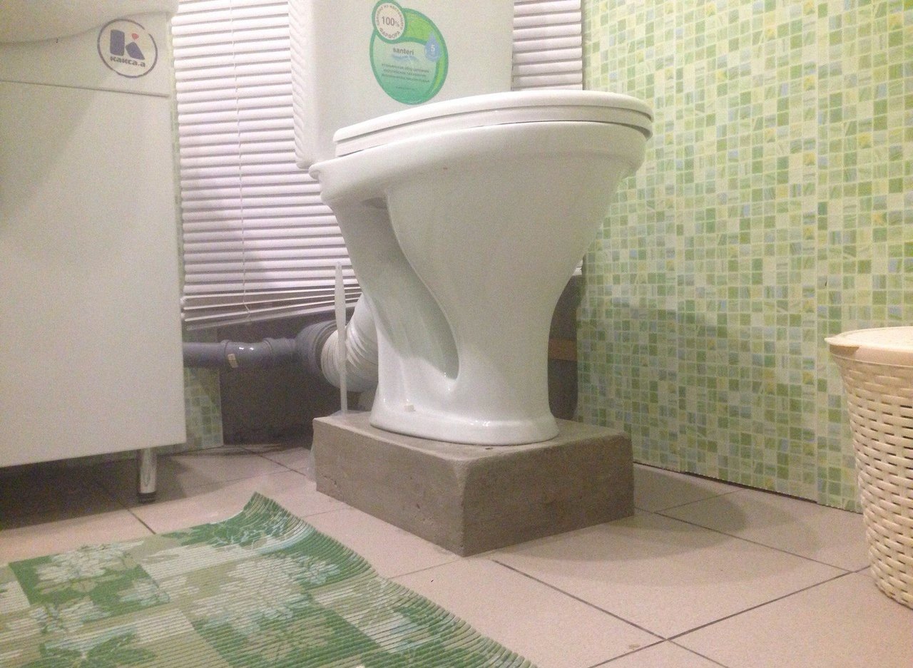 В квартире на улице Зубковой сделали «чудо-ремонт» ванной комнаты