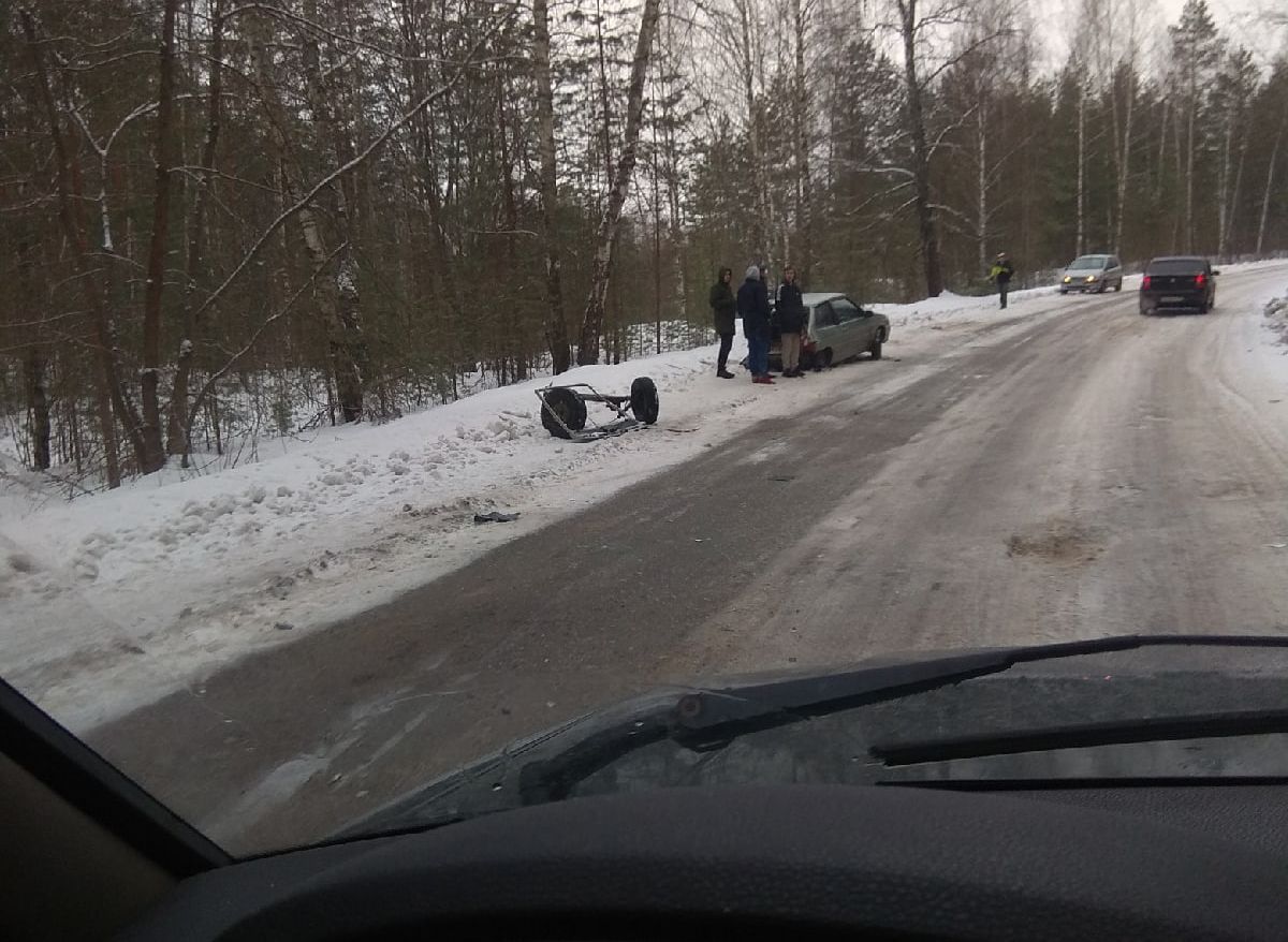 В Касимове «восьмерка» потеряла колеса прямо на дороге
