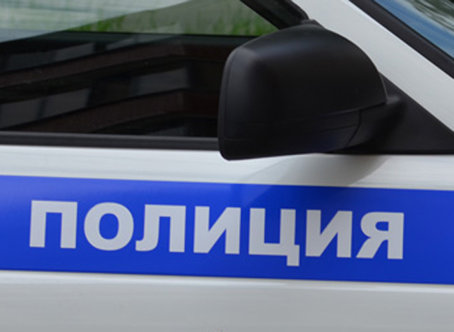 Полиция проводит проверку после сообщений о порче урн в Комсомольском парке