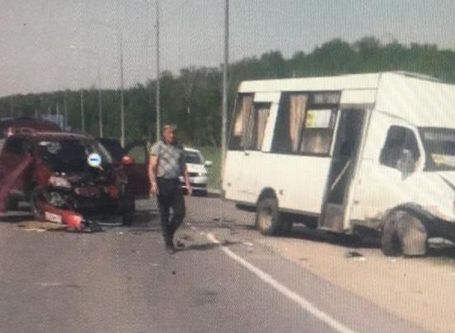 В аварии с маршруткой в Спасском районе пострадали пять человек
