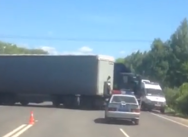 Опубликовано видео аварии на трассе Рязань — Михайлов — Тула
