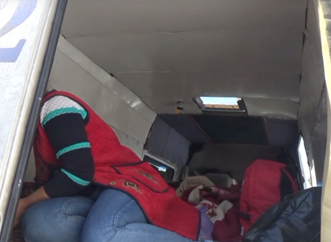 В Рязани обнаружили незаконно переоборудованный фургон с 18 мигрантами