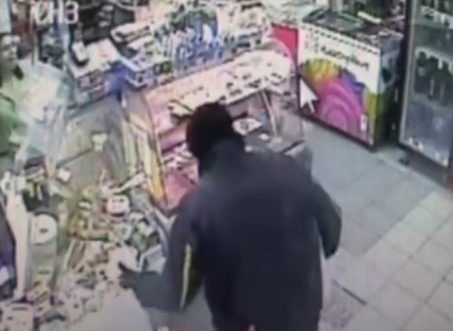 Задержан рязанец, совершивший разбойное нападение на магазин